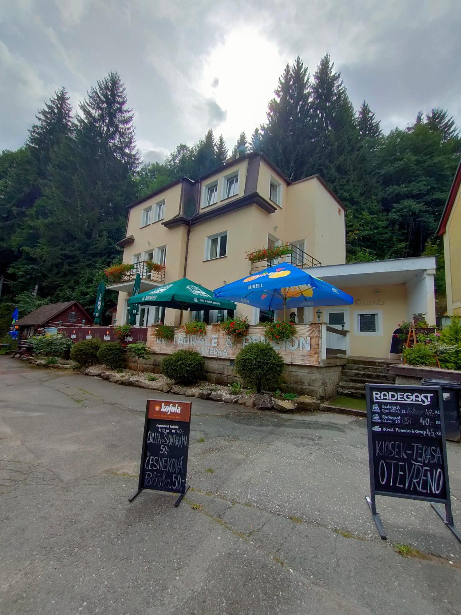 Penzion Severka Teplice nad Metují エクステリア 写真